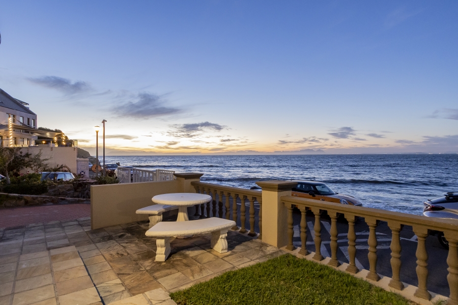 6 Bedroom Property for Sale in Gordons Bay Village Western Cape